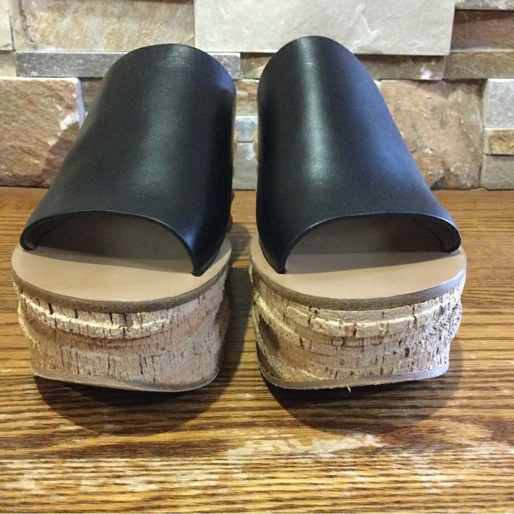 CHLOE Black Leather Platform Wedge Slide Sandals - Picture 3 of 10